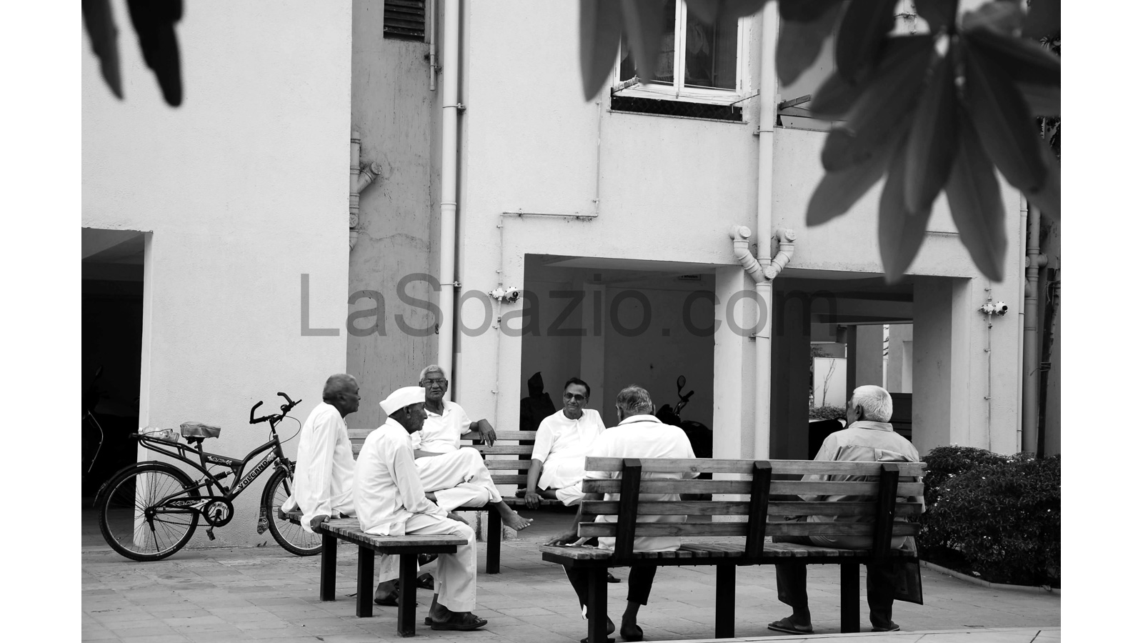 Laspazio Courtyard Sit Outs