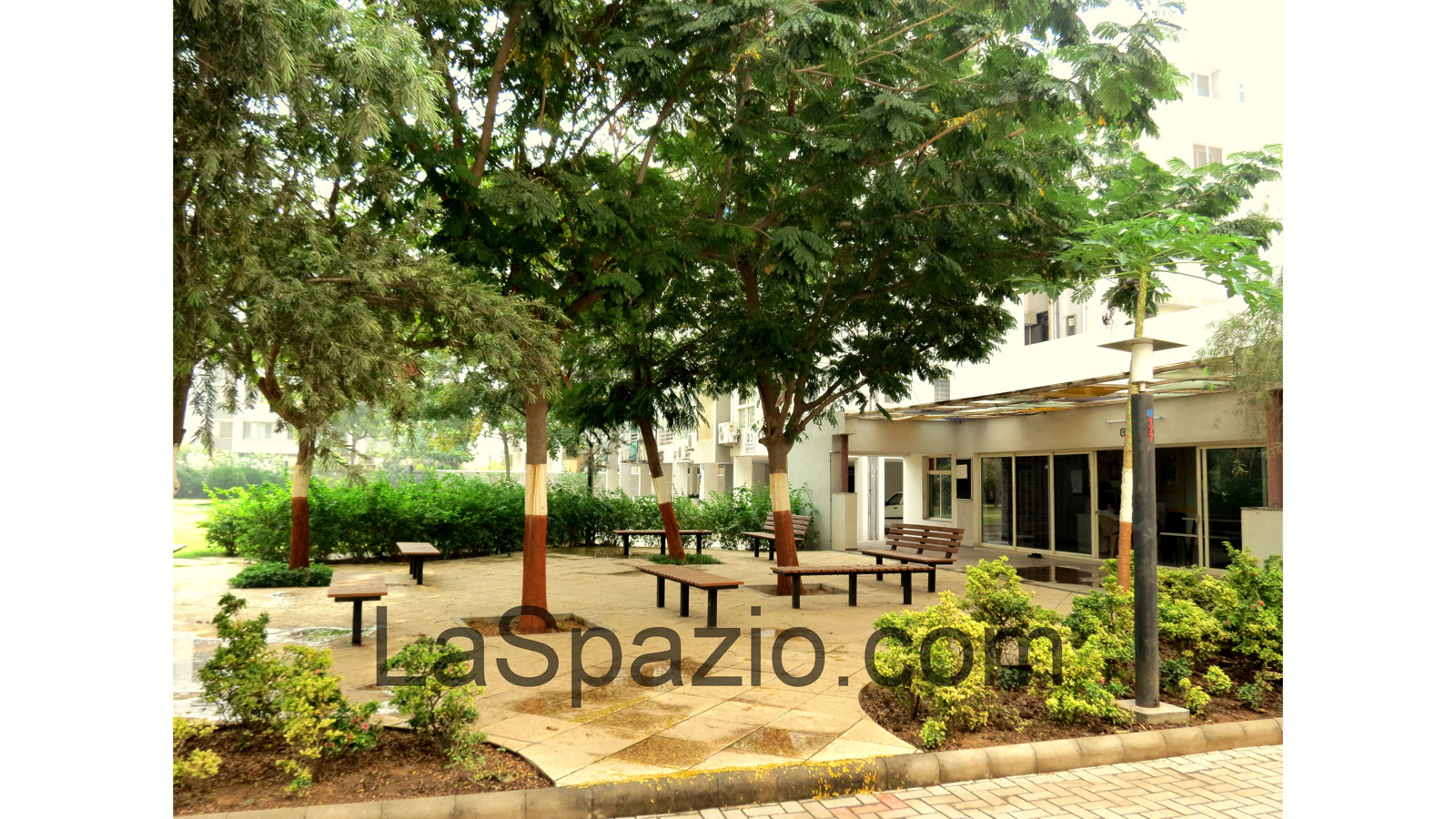 Laspazio Landscape Sit Outs