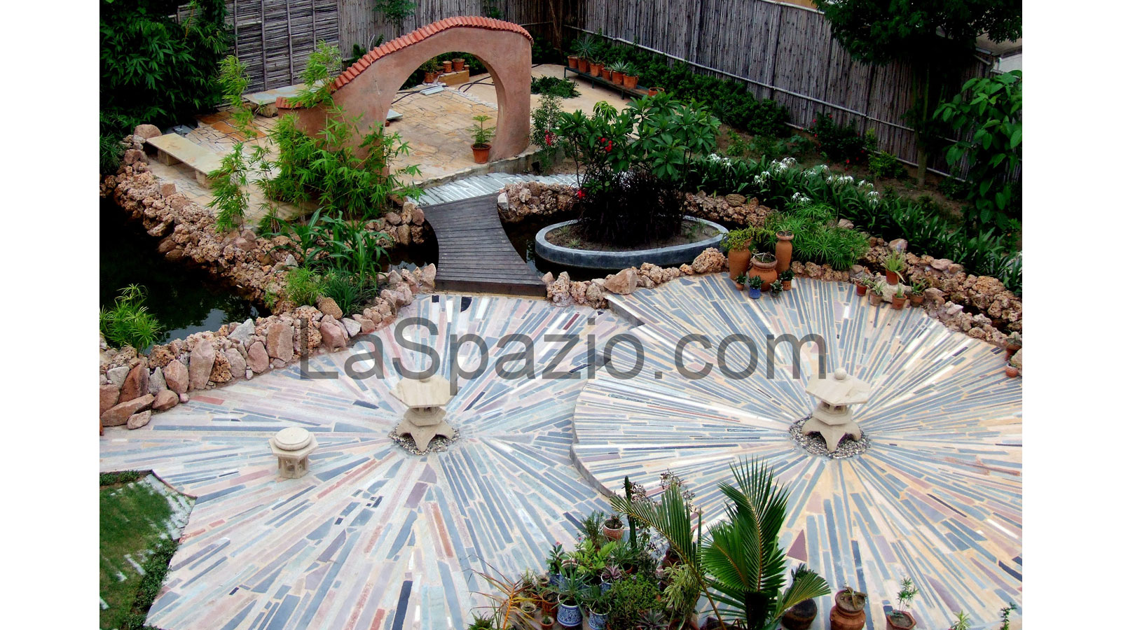 Laspazio Darshini's home