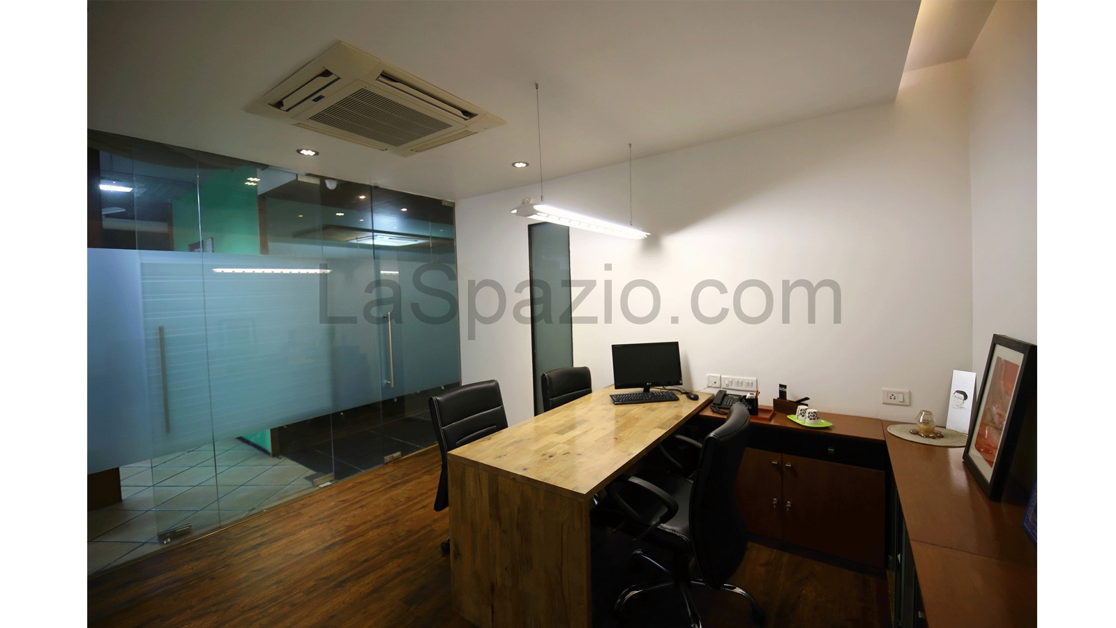 Laspazio Modern Interior Office