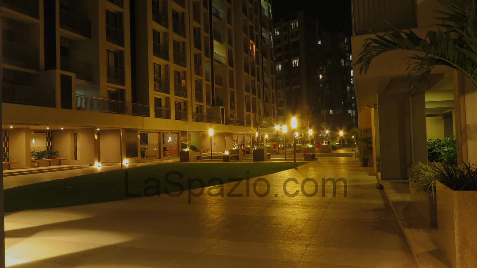 Laspazio Basement Top Landscape Overall