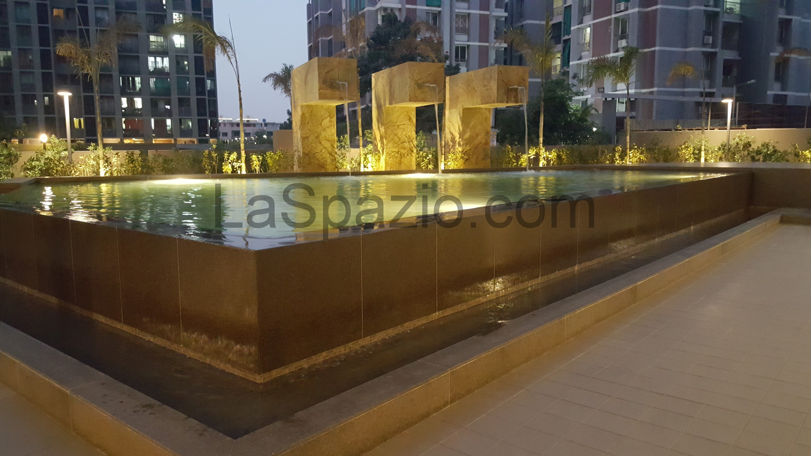 Laspazio Infinity Swimming Pool